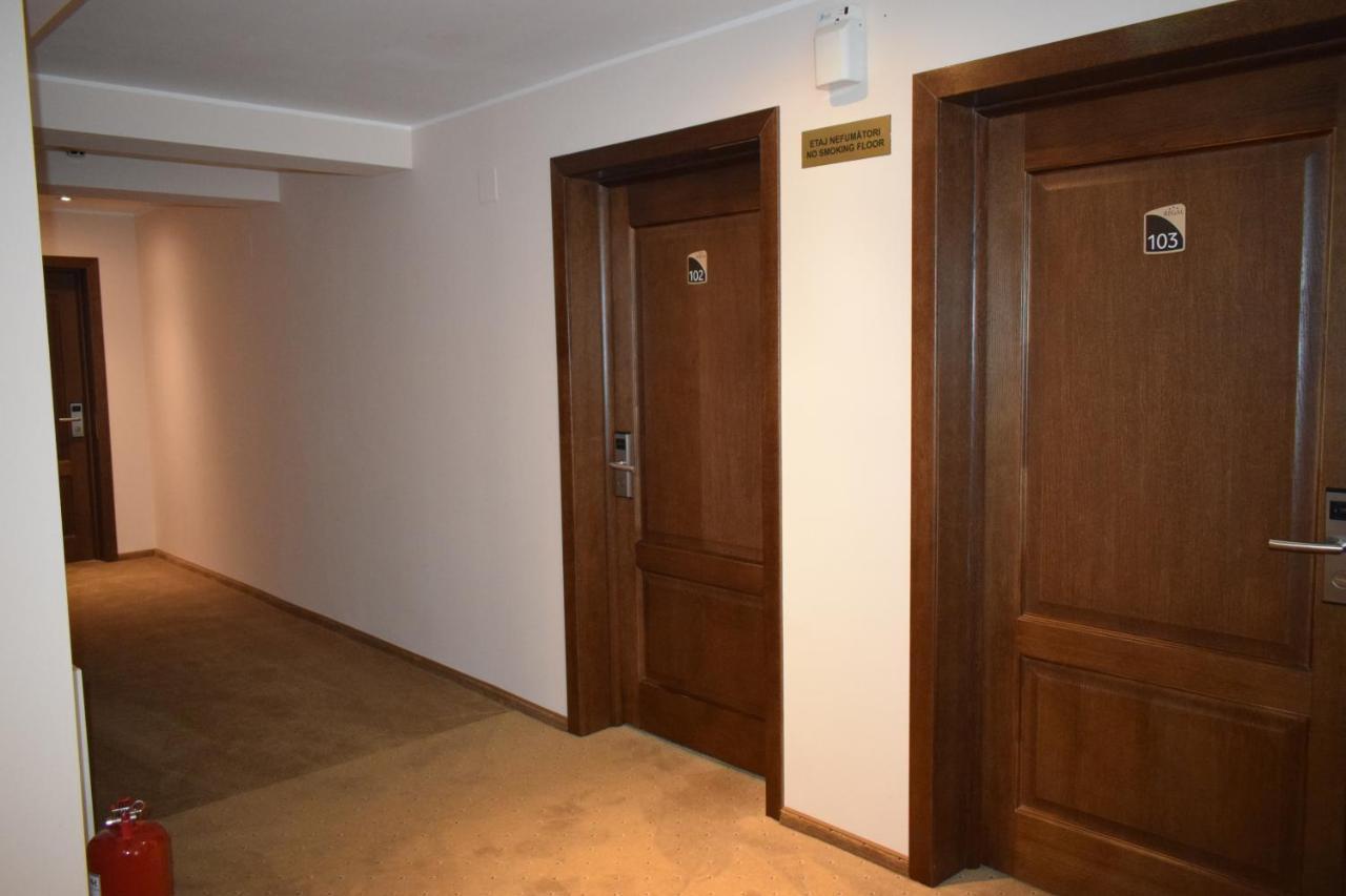 Hotel Regal Brașov Exterior foto